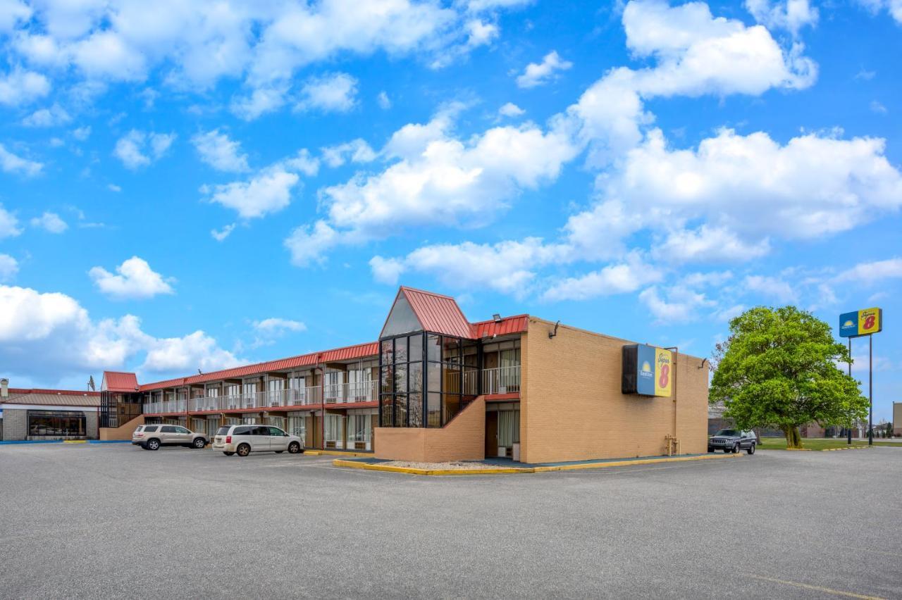 Super 8 By Wyndham Perrysburg-Toledo Hotel Exterior photo